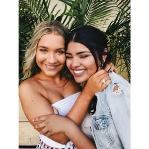 Meet your Posher, Carly